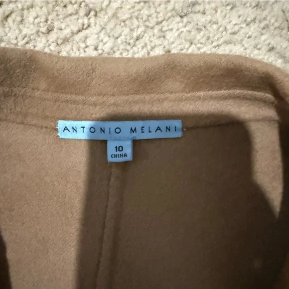Antonio Melani Classic Camel Trench Coat One Button Size 10